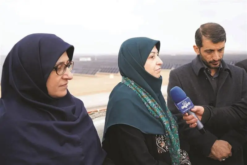 کاهش ۸۵۰ هزار تن تولید گاز CO2 با راه‌اندازی کامل نیروگاه خورشیدی فولاد مبارکه