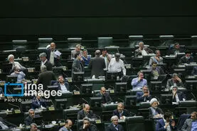 موافقت مجلس با تعطیلی رسمی پنجشنبه‌ها در کشور