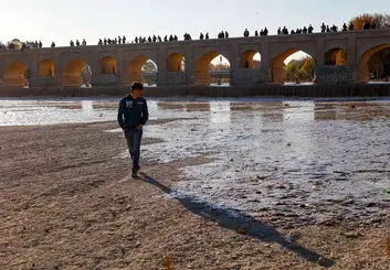 زاینده‌رود؛ از جریان دائمی تا جریان متناوب