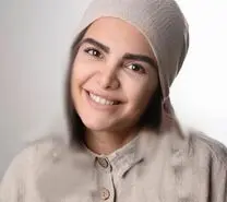 بیوگرافی راضیه دهقان بازیگر نقش تارا در سریال شغال 